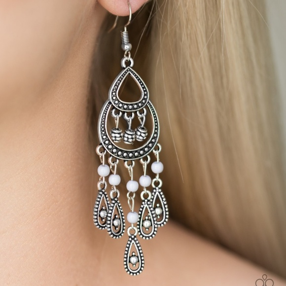 Jewlery - Picture 7 of 8